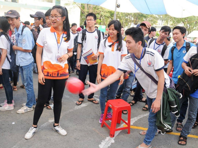 ao thun su kien hcmute english camp 2015 thu duc