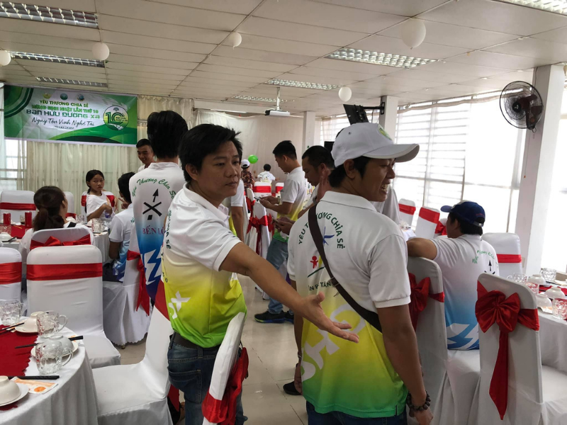 hinh anh chi tiet mau dong phuc bhdx tan binh tan phu