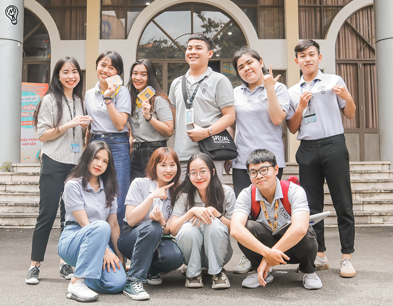 hinh anh thuc te ao thun multimedia communication club mcc
