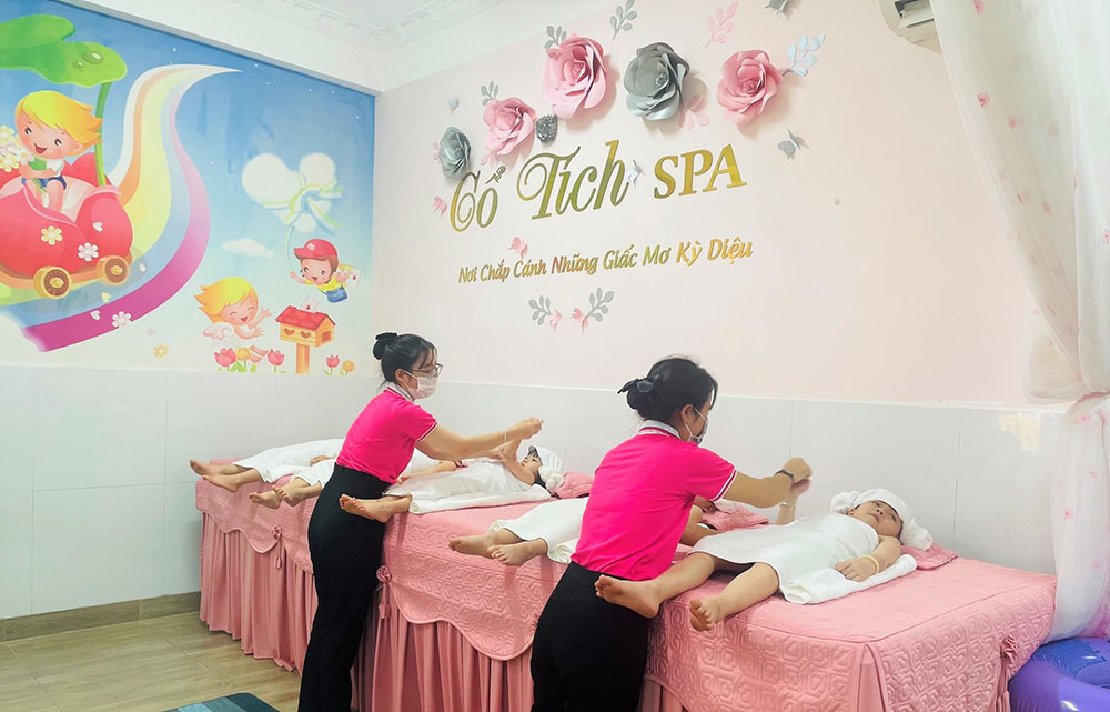 dong phuc giao vien mam non co tich - fairy tale kindergarten