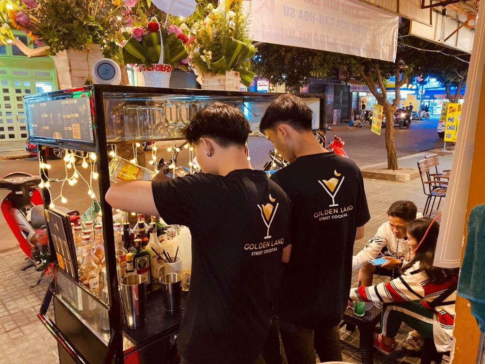hinh anh ao thun golden land street cocktail