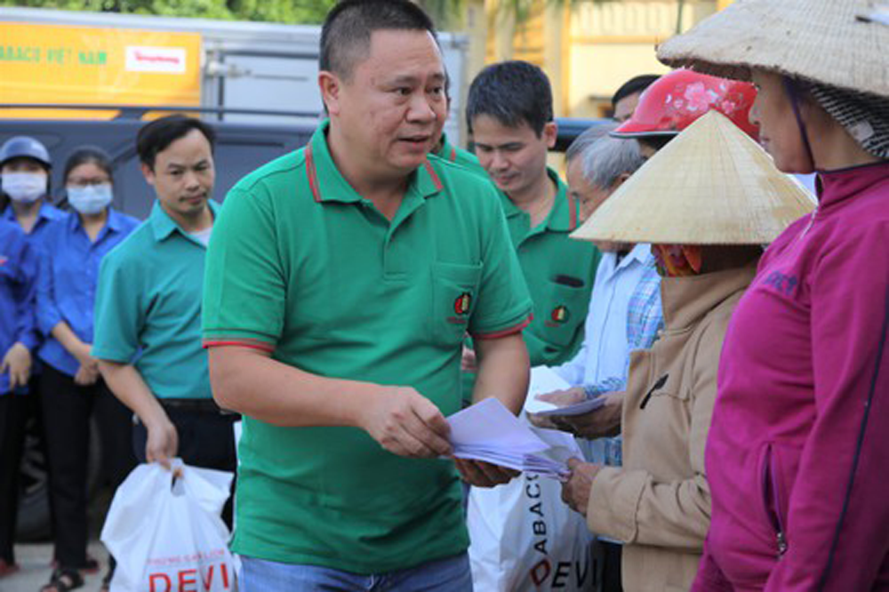 hinh anh dong phuc nhan vien tap doan dabaco viet nam