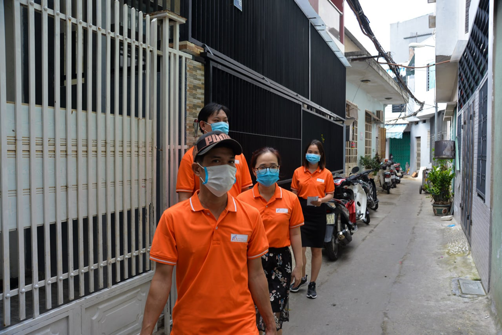 hinh anh dong phuc hoc vien trung tam tieng trung ala