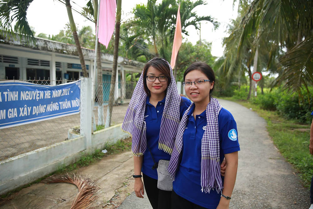 mau dong phuc mua he xanh hoc vien hang khong viet nam