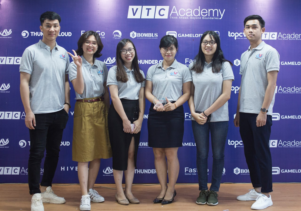 hinh anh dong phuc n&v bridge group