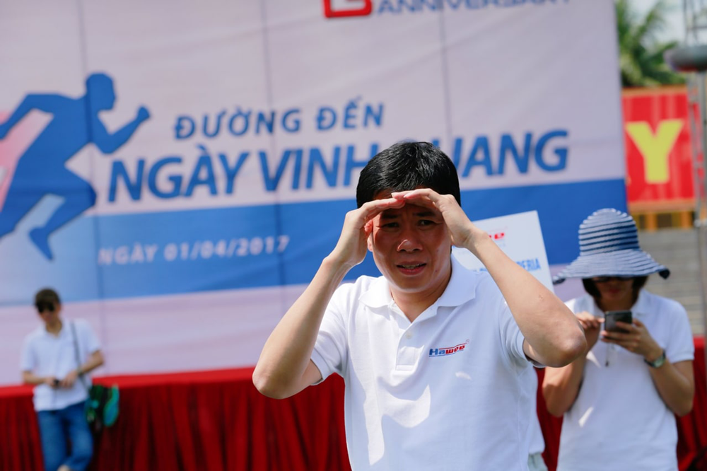 hinh anh dong phuc nhan vien hawee truly your partner