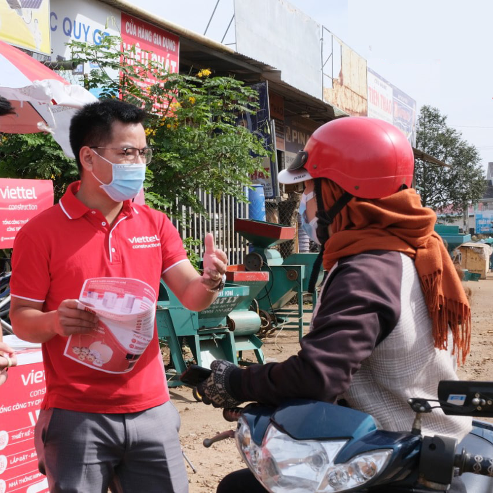 hinh anh dong phuc nhan vien viettel construction