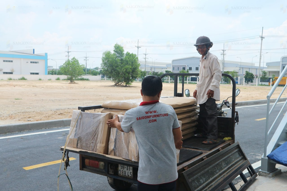 hinh anh dong phuc sai gon furniture
