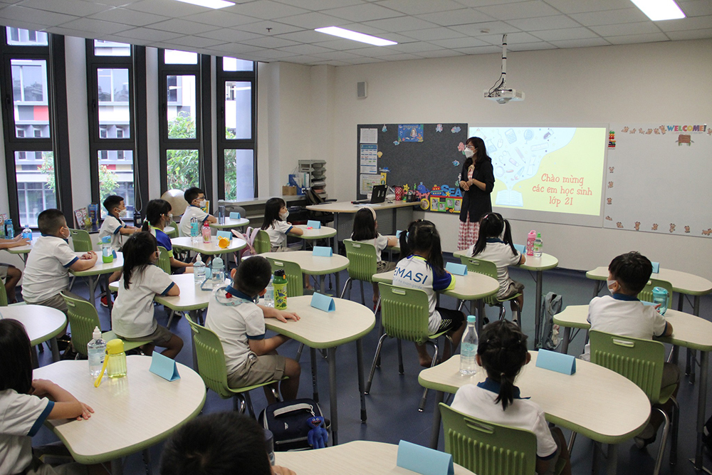 dong phuc hoc sinh emasi schools