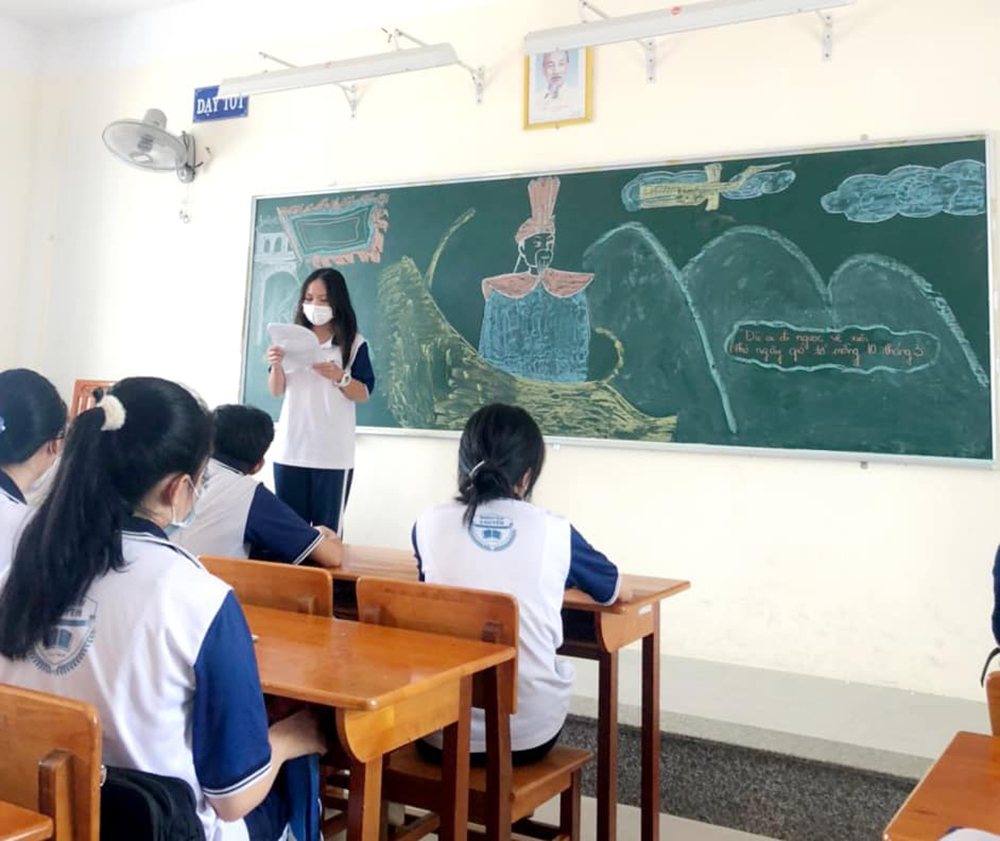 dong phuc hoc sinh nguyen khuyen high school