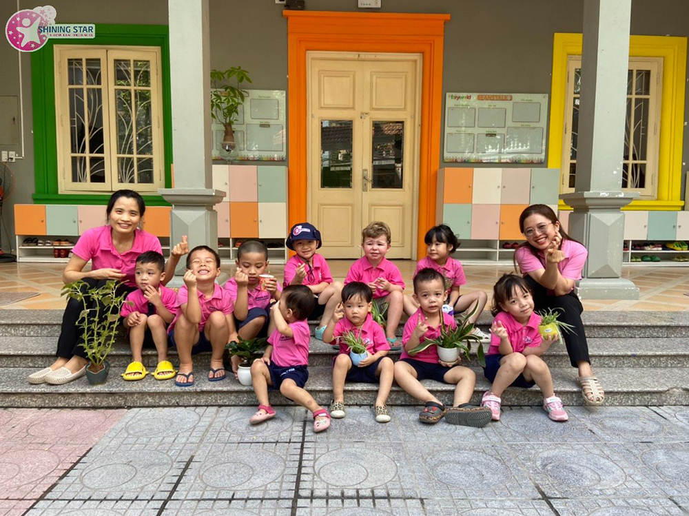 dong phuc shining star kindergaten