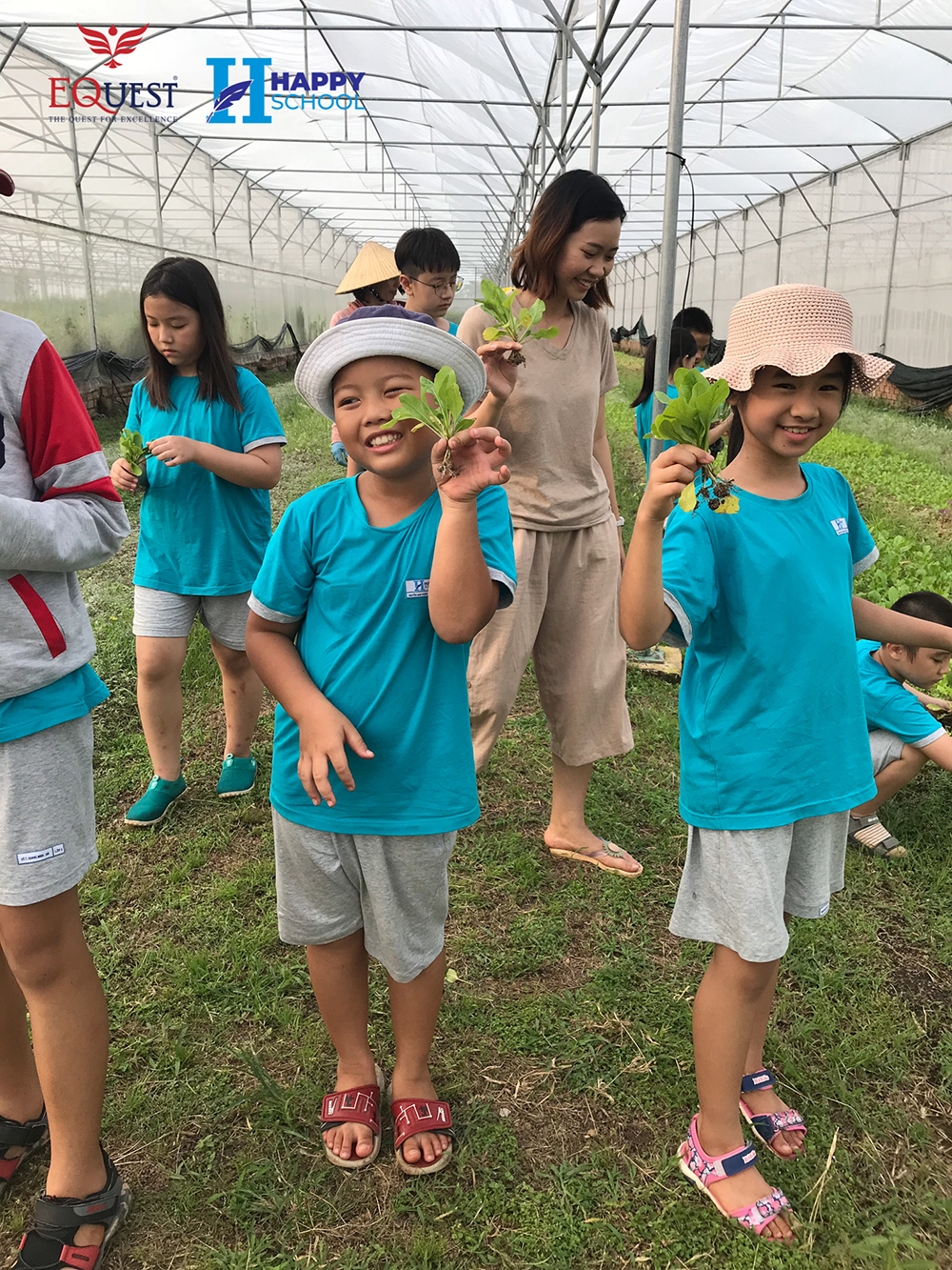 dong phuc truong tieu hoc - thcs - thpt happyschool