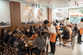 hinh anh dong phuc banh canh ca loc chu la