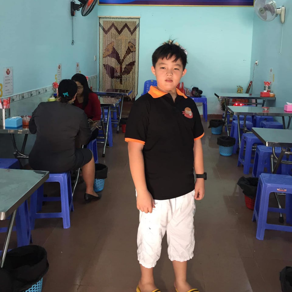 hinh anh dong phuc banh canh ghe hoang long