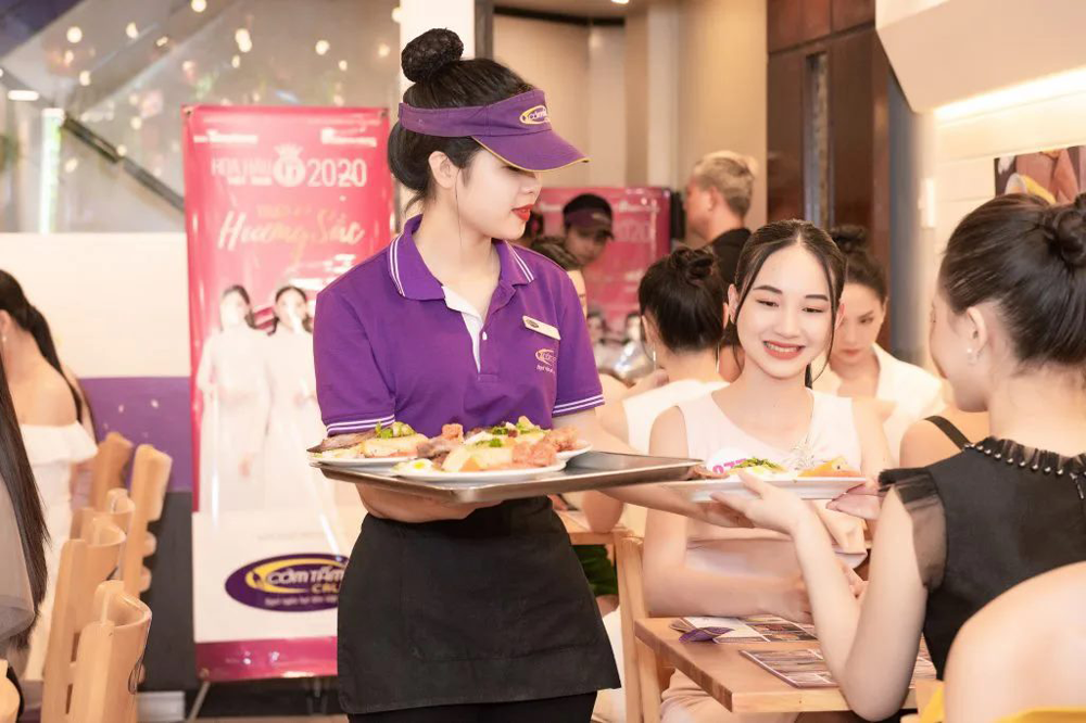 hinh anh dong phuc com tam cali ngot ngao hat tam viet