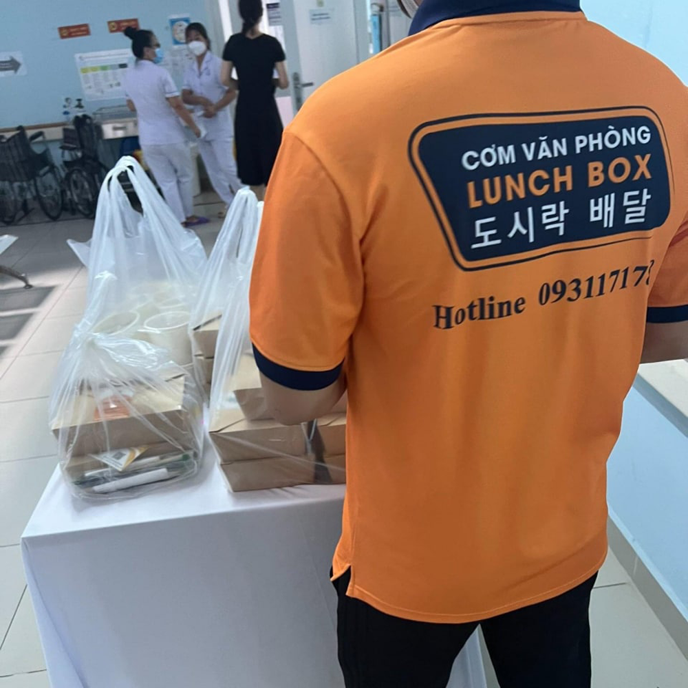 hinh anh dong phuc com van phong vimax