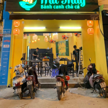 hinh anh dong phuc ma thuy banh canh cha ca