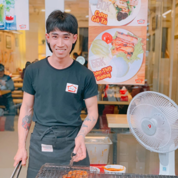 hinh anh tap de nhan vien pho kao