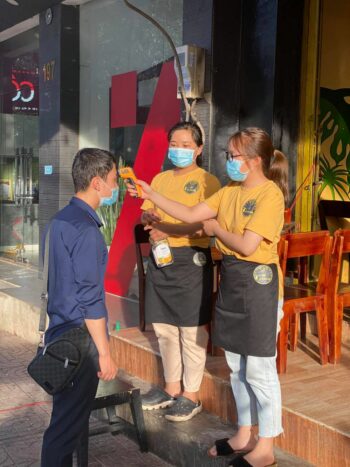 tap de nhan vien bun dau mam tom co duyen