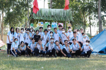 ao the duc hoc sinh truong thpt binh thuy