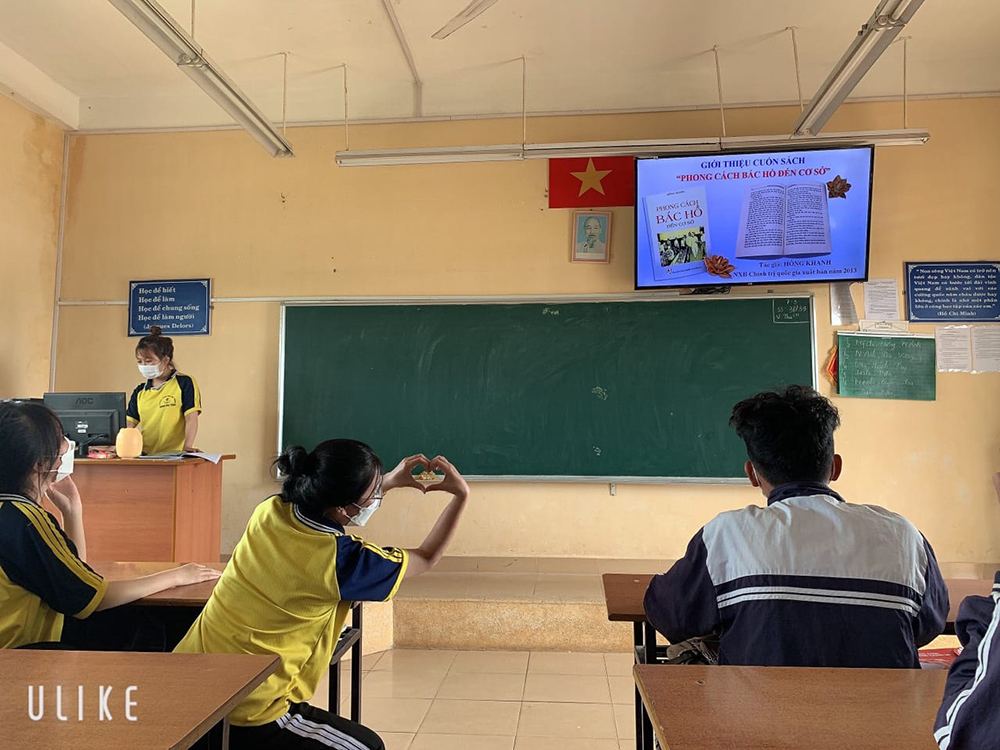 ao the duc hoc sinh truong thpt hoang hoa tham