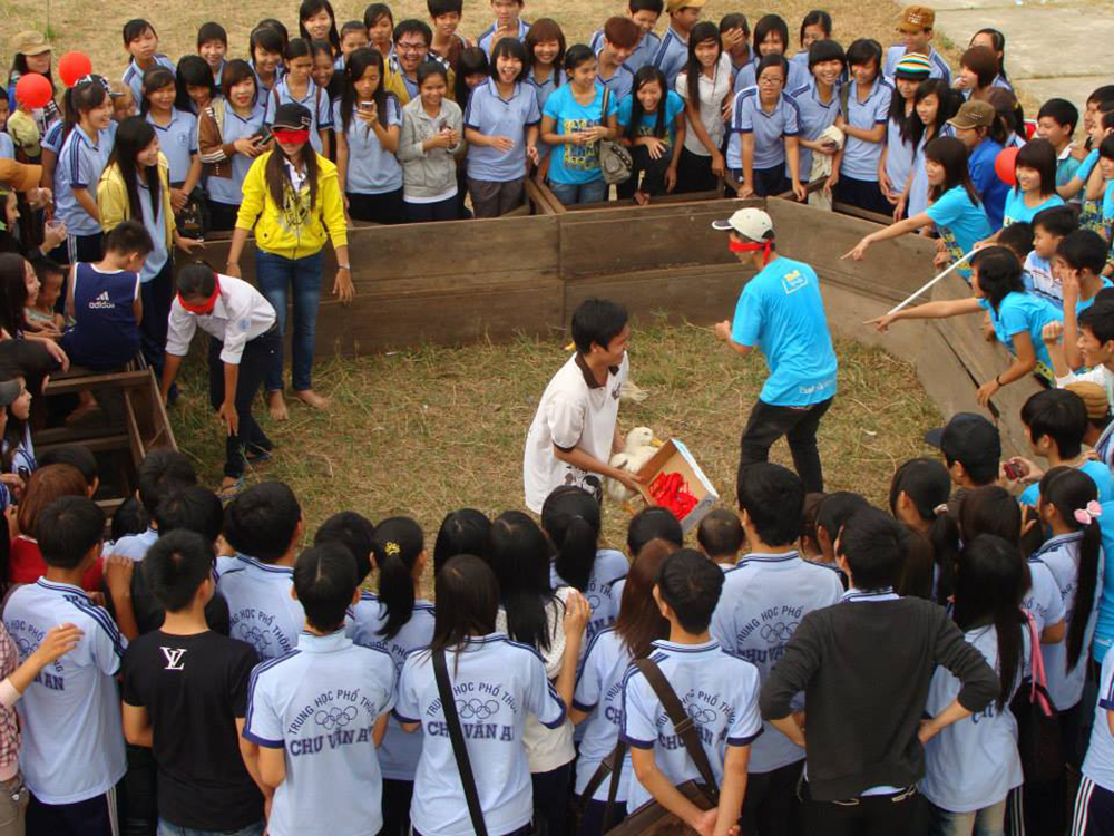 ao the duc truong thpt chu van an