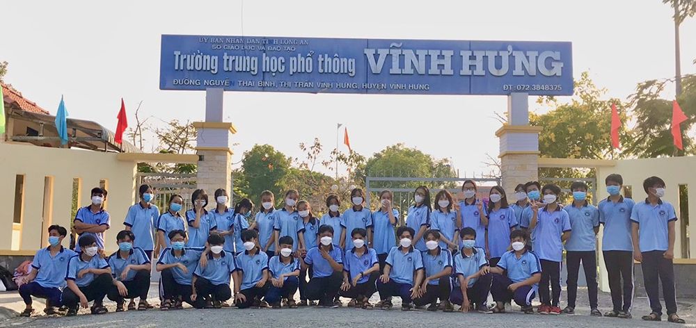 ao the duc truong thpt vinh hung