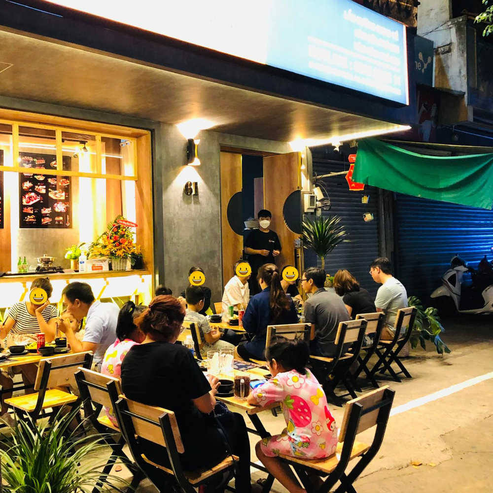 hinh anh dong phuc bbq garden food delivery