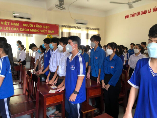 ao the duc truong thcs&thpt lai son