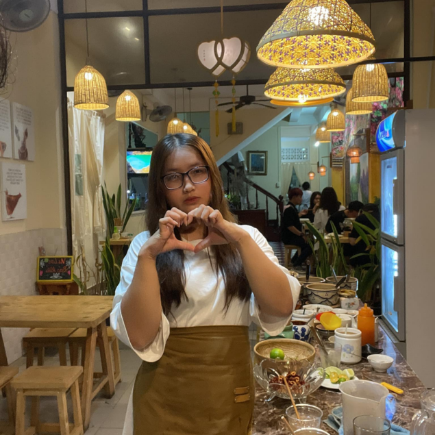 hinh anh dong phuc nhan vien nha toi vegan