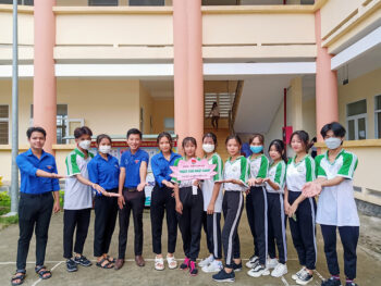 ao the duc truong thcs & thpt tan my