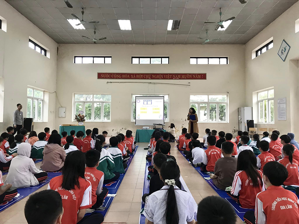 dong phuc hoc sinh truong tieu hoc ninh hiep