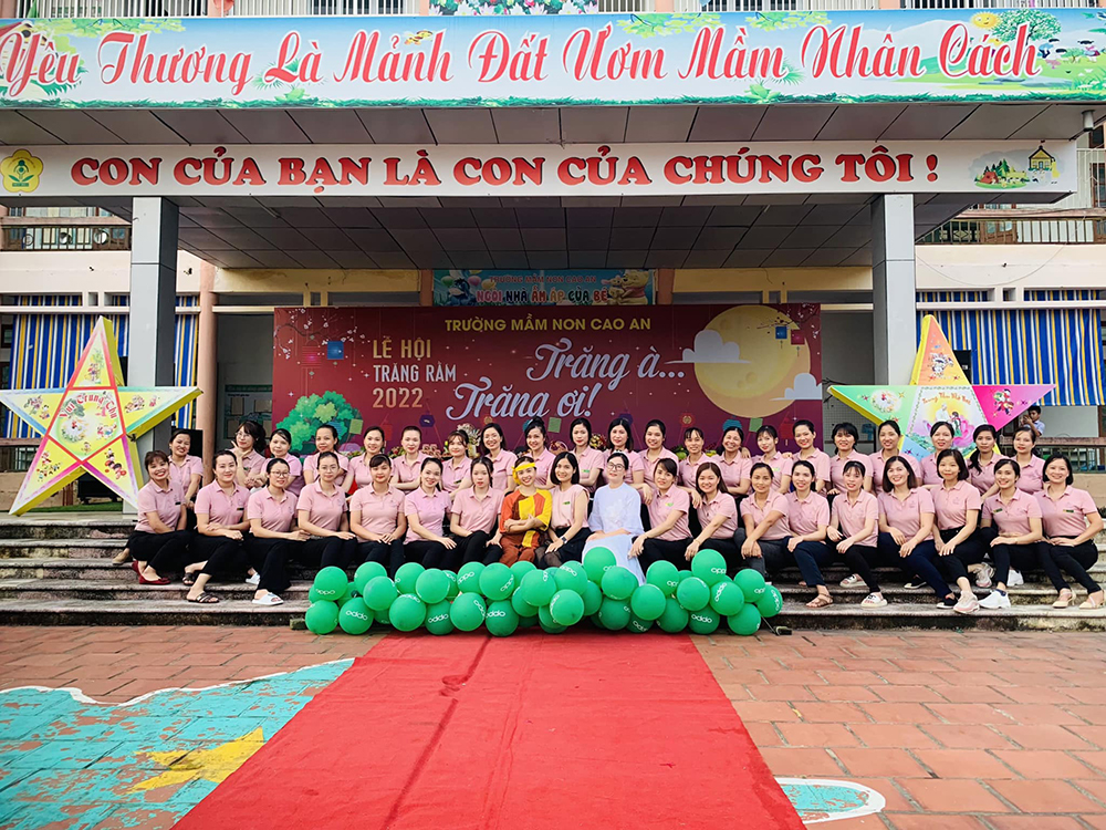 dong phuc truong mam non cao an