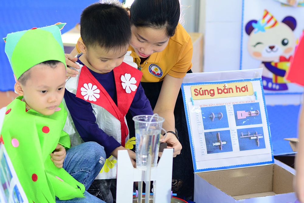 dong phuc truong mam non huong duong