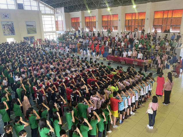 dong phuc truong thcs thi tran dong anh