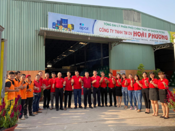hinh anh dong phuc dau nhot hoai phuong