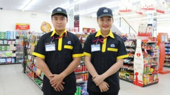 mu luoi trai nhan vien ministop