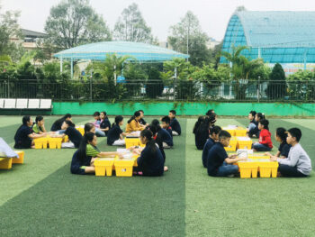 ao the duc hoc sinh truong tieu hoc, thcs&thpt nobel school