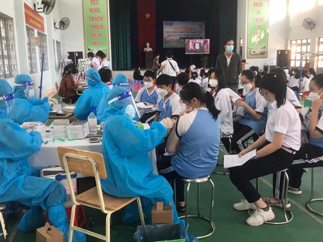 dong phuc truong thcs ly tu trong
