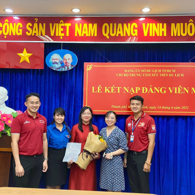 hinh anh dong phuc cdtn ky nghi hong 2022 bia sai gon