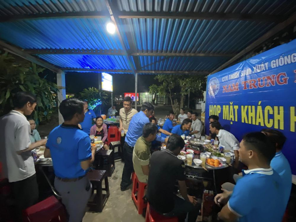 ao thun dong phuc nam trung phat