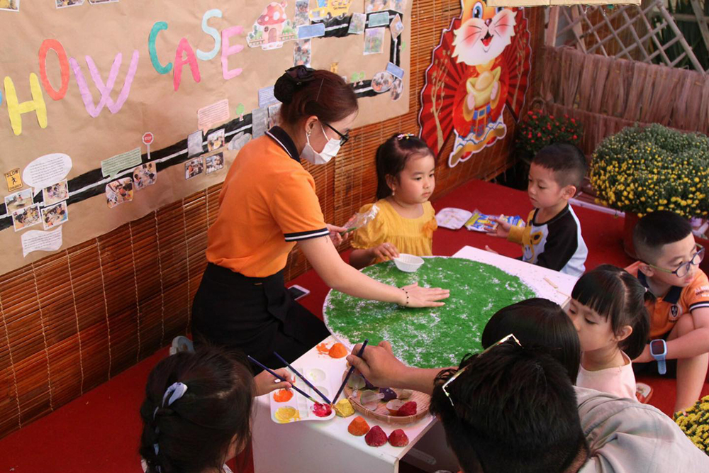 dong phuc hoc sinh mam non quoc te ai nhi