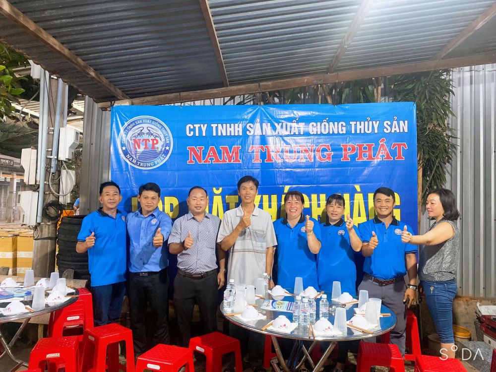 dong phuc nhan vien nam trung phat