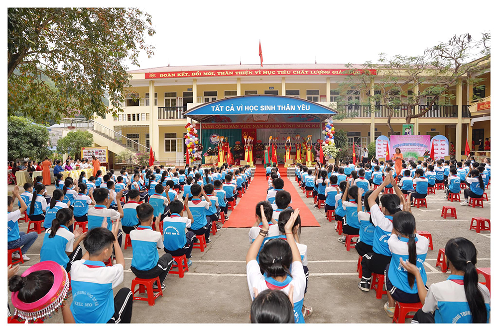 dong phuc truong thcs khe mo