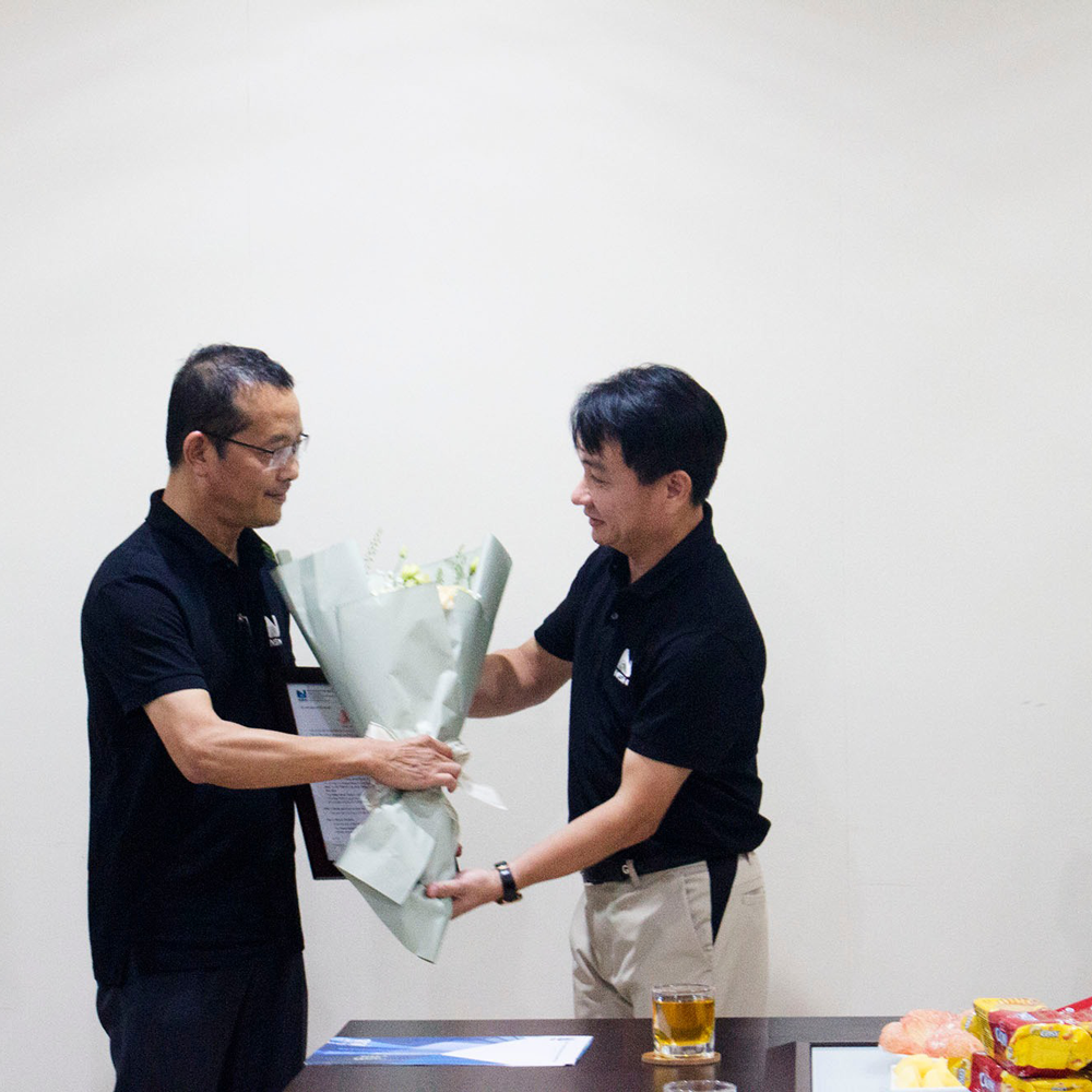 hinh anh dong phuc cong ty co phan xay dung va cong nghiep nsn