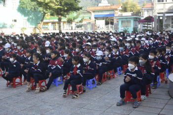 non luoi trai hoc sinh truong thcs lac nghiep