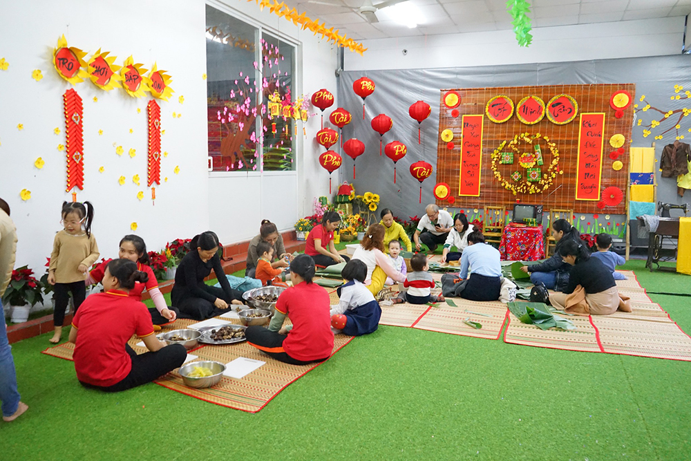 dong phuc hoc sinh truong mam non giao duc nhan cach minh tam