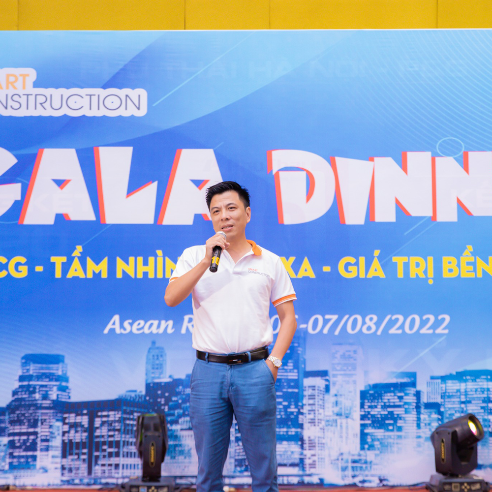 hinh anh dong phuc nhan vien smart construction group