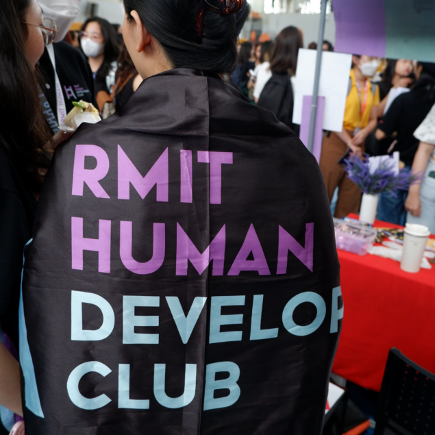 hinh anh co rmit human development club