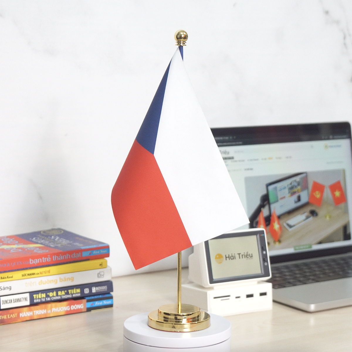 co cong hoa sec de ban de don inox ma vang